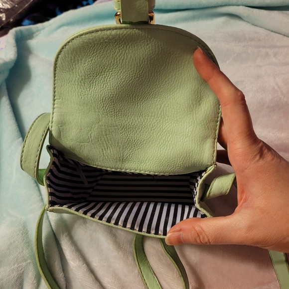 Charming Charlie brand mini light green purse - Picture 6 of 7